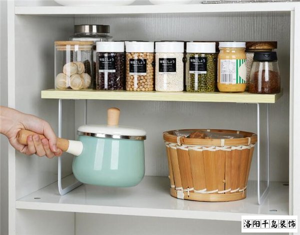 內(nèi)置分層架，櫥柜更能裝